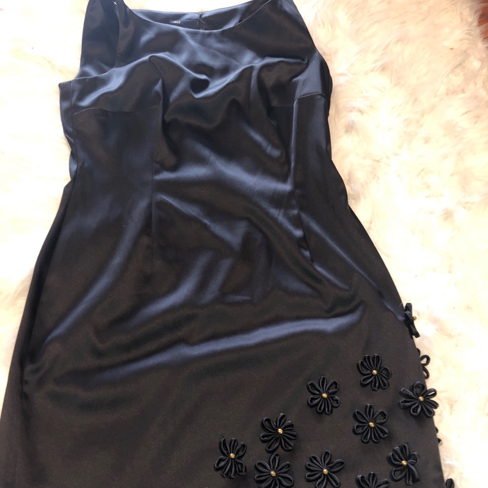 Just Taylor Black Dress with Floral Accents Size 6
